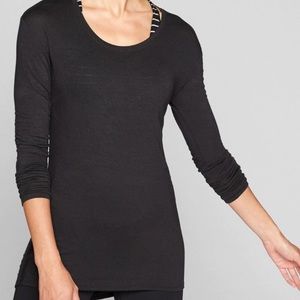 Athleta threadlight relaxed long sleeve tunic tee
